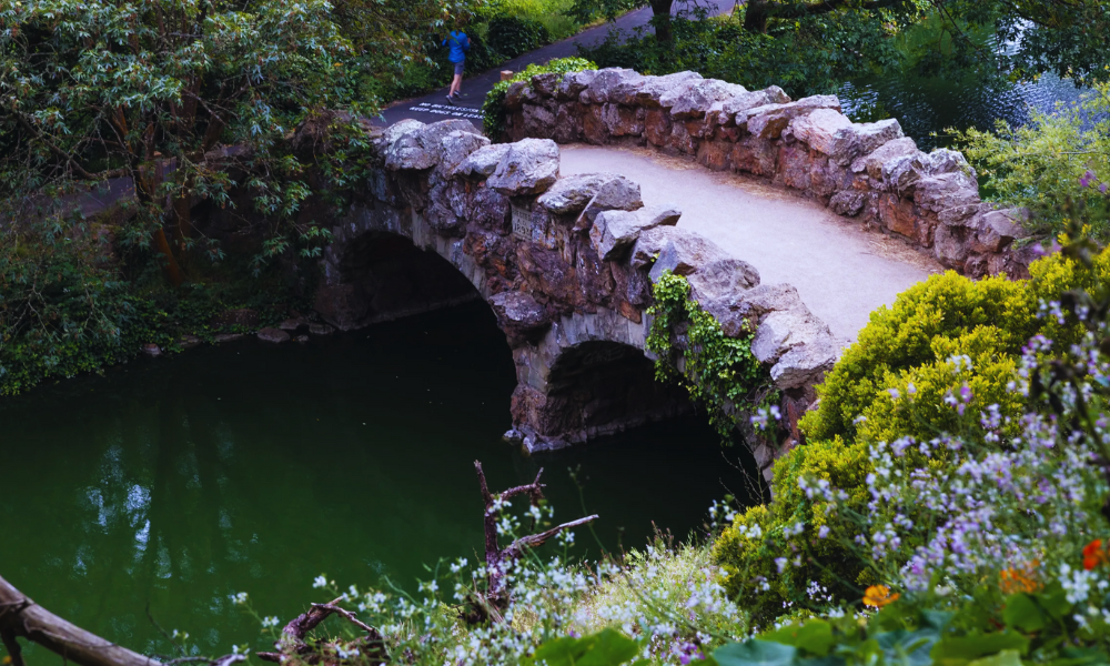 Annie's Bridge (Uk)